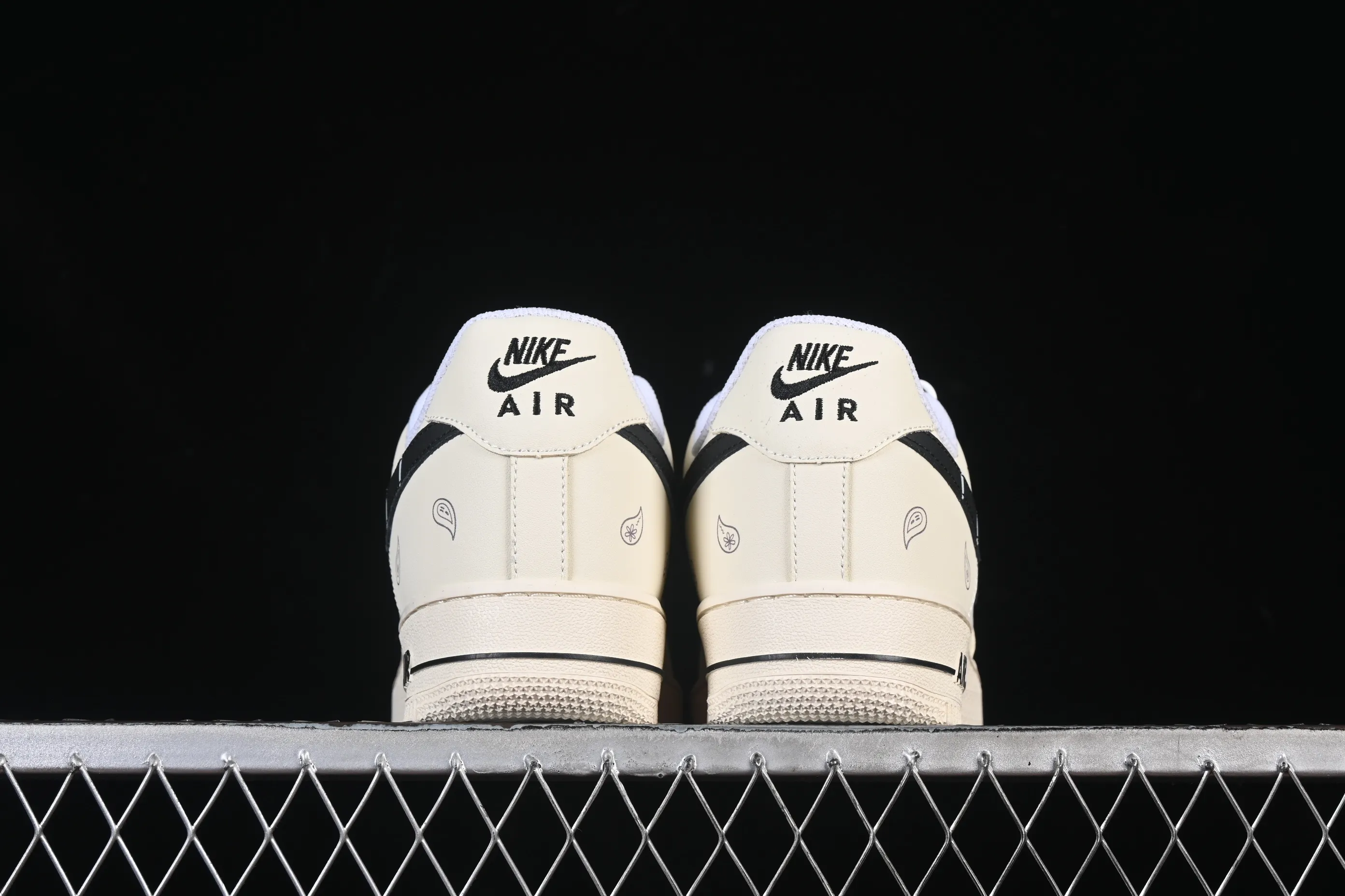 All categories Nk Air Force 1 Air Force series Nk Air Force 1 Low Air Force low-top Nike Air Force 1'07 Low Air Force 1 low-top casual sneakers DD8959-100